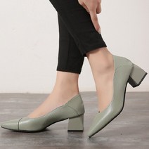 마들렌 미들힐 펌프스