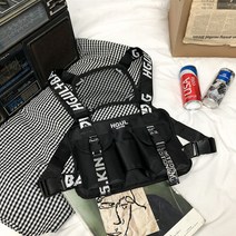 잇곰 레터링 투포켓 스마트폰 수납 체스트백