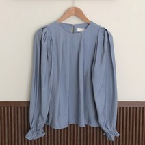 큐니걸스 차르 핀턱 퍼프 숄더 블라우스