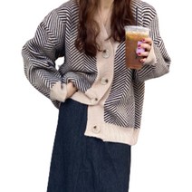 데이홀릭 세로 빗금 스트라이프 도톰 니트가디건
