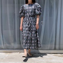 튤립 스퀘어넥 원피스