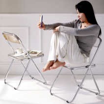 접이식 반투명 네일샵 의자 고스트체어, 투명 의자 노란색 프레임 투명 색상 PC 소재