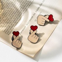 손 하트 브로치 손하트 러브 브로찌 가방 꾸미기 캐릭터 뱃지 브롯치 옷핀 스마일 미니