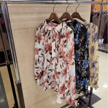 이랜드 [엠벨라][엠벨라]22년 봄 간절기 라운드 리본끈 오버핏 주름 나염 블라우스_울산점_울산점