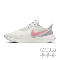 나이키 우먼스 레볼루션 5 여자 운동화 BQ3207-101