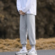 남자 남자라면 하나씩은 꼭 필요한 무난 코디 정석 조거팬츠