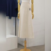 지컷 밴딩 그래픽 피케 롱 스커트(7223235001) 03
