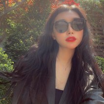 20대 여자선글라스 등산 해외여행 준비물 개성강한