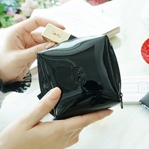 블랑블랙 에나멜 정사각 파우치 여성용품보관 화장품 메이크업백 블랙