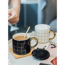 카페머그컵 손잡이 제작 커피 화이트 티그린 수입, 도트무늬 화이트 컵