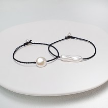 동글이랑 길쭉이 고급스런 빛갈의 바로크 진주 매듭 팔찌