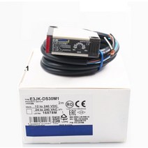 견고한 2PCS E3JK-DS30M1 3A 12-24VDC 90-250VAC 5 와이어 확산 반사 광전 스위치 센서, 한개옵션0