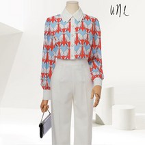 윈(une)유니크프린팅더블칼라블라우스