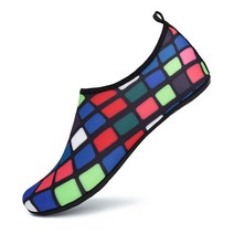 워터 슈즈 남녀 공용 빠른 건조 해변 양말 맨발로 신발 남성/여성 수영 업스트림 스니커즈 가벼운 요가 아쿠아 신발 스트라이프 컬러풀