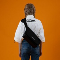 가방팝 언더크로스 노바 메신저백 미니 블랙 메신져