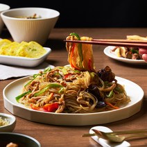 쿡솜씨 잔치 잡채 밀키트 돼지고기 잡채 손님초대 생일상 예날 자른 당면100g 530g 캠핑 데이트 홈파티