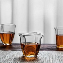 사각 유리 숙우 공도배, 공도배 1
