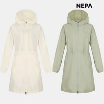 네파 NC송파점 23년SS 여성 자연스러운 구김 가공으로 주름 걱정 없는 내추럴한 착장 경량 긴기장 방풍 자켓 7J40664 SPJK