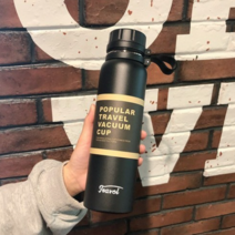 Tormays 대용량 진공 보온보냉 휴대용 텀블러, 850ml, 블랙