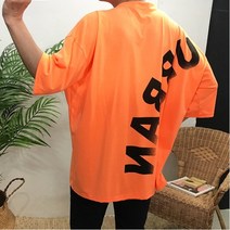 이루네 남자 URBAN 비대칭 프린팅 로고 박스 반팔 티셔츠