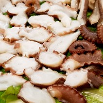 제철 시즌출하 시작 통영 홍가리비굴 당일작업 조개구이찜, 1box, 자연산 돌문어1kg (2-4미내외)