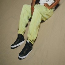 [공식판매처]나이키 x 스투시 에어포스1 미드 블랙 DJ7840-001