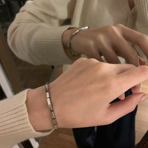 옥 진주 팔찌 힙한 기하학적 캐주얼룩 원석 송혜교 여자 너의이름은 터키석 윤혜진 오방색 건강 달 쌀알 못난이 삼재 자수정 복음
