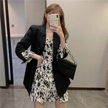 루즈핏 슬림 정장 코트 빈티지 플라워 나시 슬림 여성 플라워 셔츠 라운드 블라우스 세트 스커트 V넥