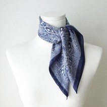 쁘띠페이즐 국내제작 쁘띠스카프 페이즐리 간절기 가을 스카프