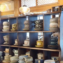 느릅나무 원목 다완 장식장 15칸 21칸 인테리어 나무 벽걸이 선반