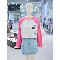 럭키슈에뜨 라운드넥 래글런 레터링 티셔츠 LFTAS23030