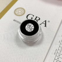 AIOSC D Color VVS1 100% 진짜 모이사나이트 느슨한 보석 라운드 컷 실험실은 GRA 인증서 통과 다이아몬드 테스트 포함