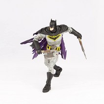 배틀 데미지가 있는 배트맨 (DC 멀티버스 다크 나이츠 메탈) 17.8cm 액션 피규어