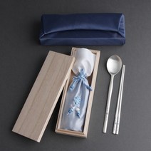 물결거북 칠보 특 은수저 80% 25돈 1벌 수저집 오동나무함 보자기포장 블루 핑크 전통 칠보 부모님 생신 퇴직자 선물 직장 기념품 결혼예물, 청색수저 블루보자기, 블루주머니, 인쇄없음