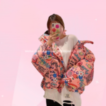 여자 블랙 핑크 그래피티 프린트 덕다운 숏 패딩 루즈핏 빵빵한 화려한 짧은 아우터 따뜻한