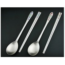 연꽃과거북 칠보 특 은수저 80% 2벌 부부 세트 답례품 보증서 단체 혼례 회사 명절 예단 감사선물 칠순 가격 추석 제사 차례 상감도금 고급 귀빈 답례 기념 사은품증정 외국인 판촉, 2세트, 수저2벌+저분2벌+고급케이스
