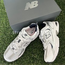 스트릿런 뉴발란스 530 화이트