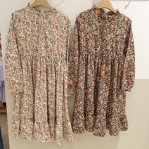 일로딜로 부평점 50% 가을 가을 분위기에 어울리는 잔 꽃무늬로 두께감이 얇은 여성스러운 원피스