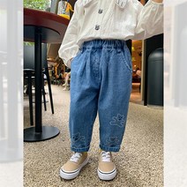 봄 옷 2022 새로운 도착 소년과 소녀 아기 한국 스타일 청바지 어린이 캐주얼 바지 유행 넓은 바지 유행
