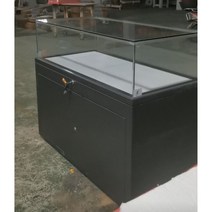박물관전시함 캔버스 윌리엄 입장권 갤러리 거실 진열장, 밑천이 있는 장롱.
