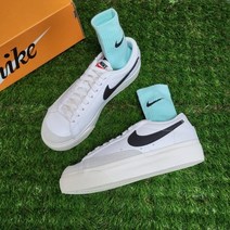 나이키 블레이저 로우 플랫폼 여성 운동화 DJ0292-101