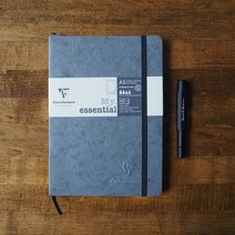 클레르퐁텐 마이 에센셜 하드커버양장 제본 노트 148 x 210mm, 청색