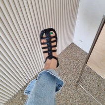 스퀘어 글래디에이터샌들 버클 스트랩샌들 2cm