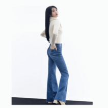 게스 게스 SUZY 아웃심절개변형 플레어붓컷_K YM5D1187