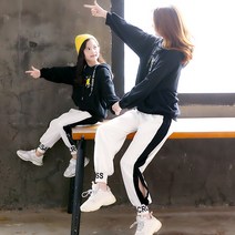 긴팔맨투맨 패밀리 룩 어머니 여성의류 2022 년 봄가을 계절 간지나는 운동 투세트 트렌드 2408434887, 140cm, 블랙 긴 소매 _화이트 팬츠 JY65
