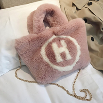 여성 겨울 골프 라운드 토트백 페이크퍼 데일리백 하객룩 보조가방 2030골프웨어