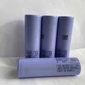 삼성 INR21700 배터리 40t 4000mAh 35A 고출력 드론 4개, 상세 페이지 참고, 4개/21700/40T4000mAh(평두