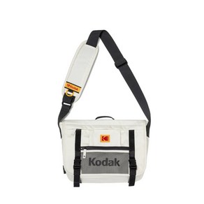 [국내매장판] 코닥 KODAK 파운디 스몰 메신저백 : 아이보리