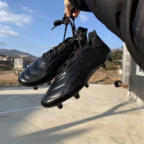 아디다스 코파 퓨어.1 FG 천연잔디 가죽 축구화 올블랙