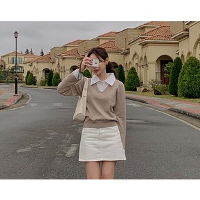 [리리앤코] 로베티브 브이넥 세미크롭 셔츠 니트